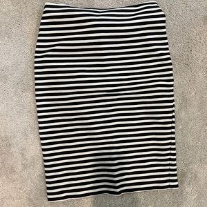 Black and white striped midi pencil skirt